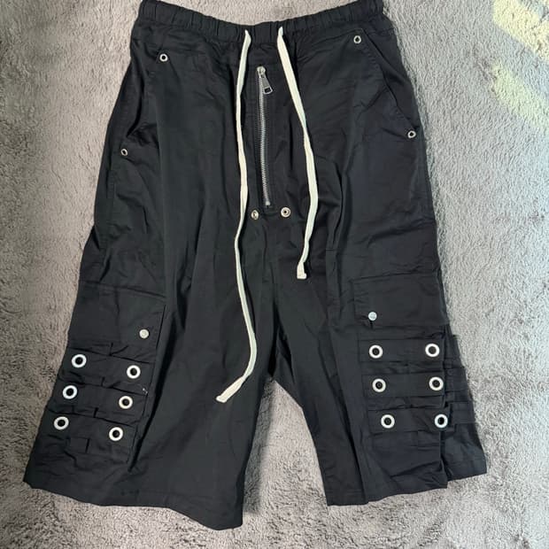 비엑세스 버뮤다 팬츠 s사이즈