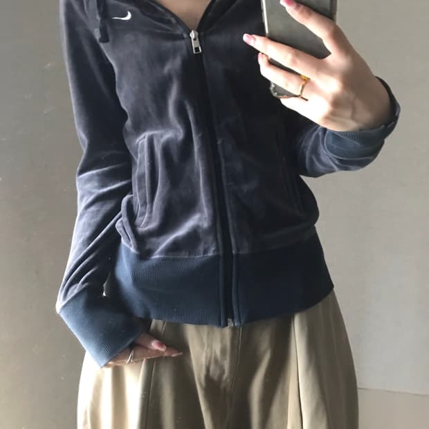 나이키 벨벳 슬림핏 후드집업