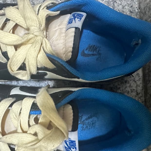 나이키x 트래비스 스캇