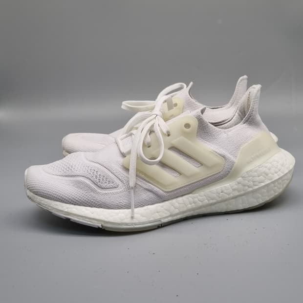아디다스 울트라부스트22 운동화245