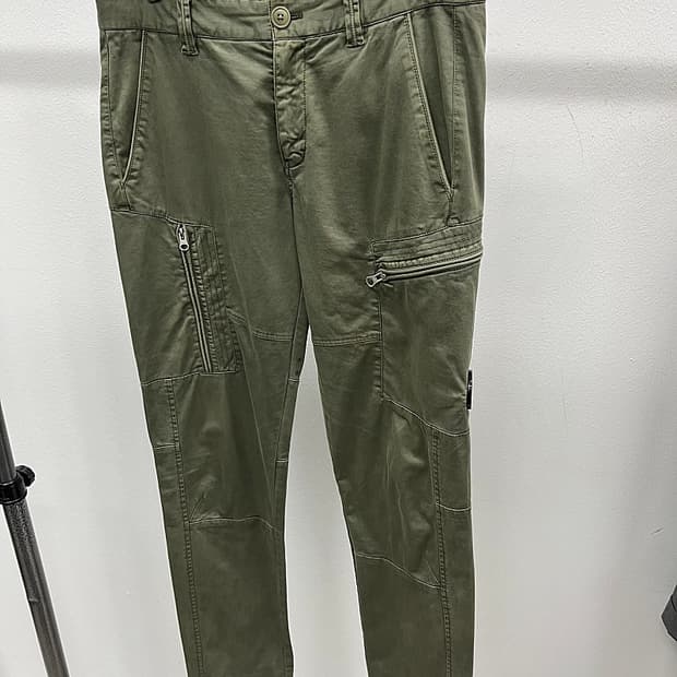 31-32) CP컴퍼니 렌즈 카키팬츠 