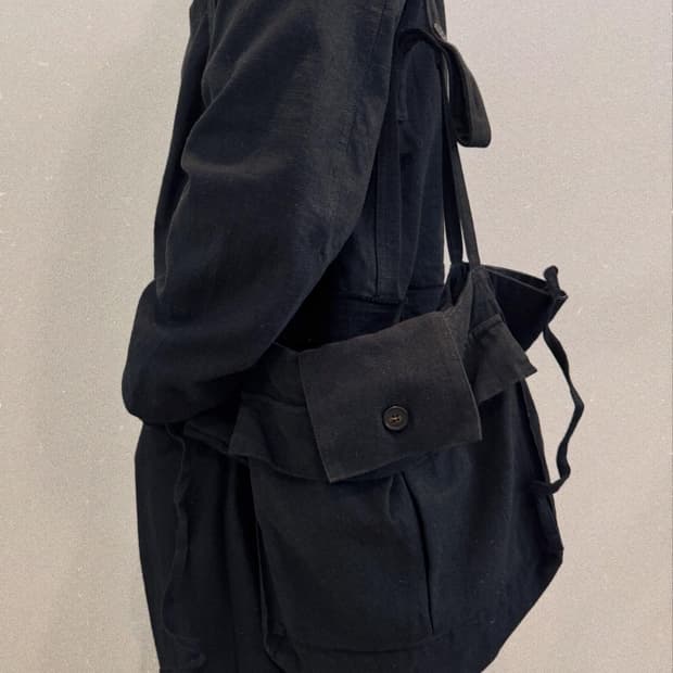 얀얀 반 에쉐 오프로젝트 린넨 멀티 포켓 숄더백