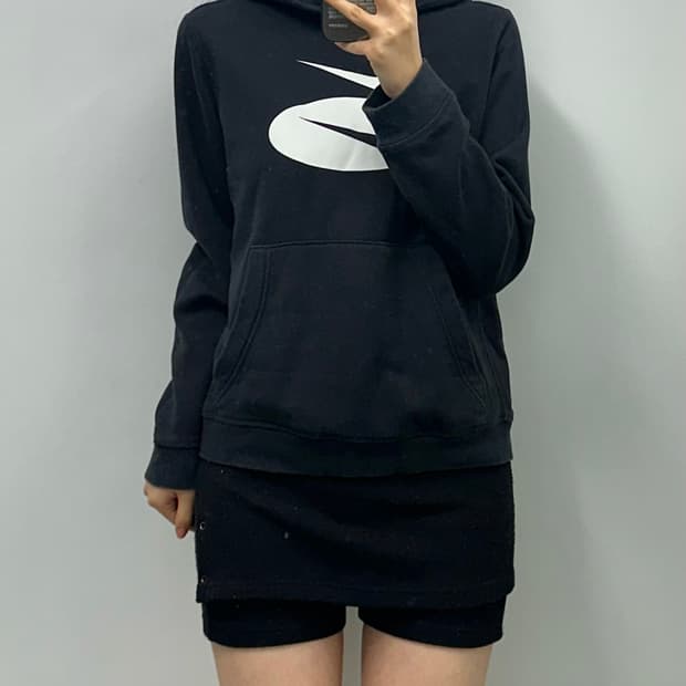 나이키 신형 더블스우시 블랙 후드티