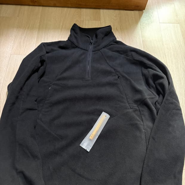 Xlim 엑슬림 하프집업 플리스