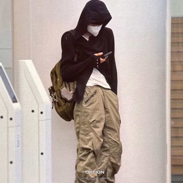 (소희착용) dasschloss Draped hood jacket