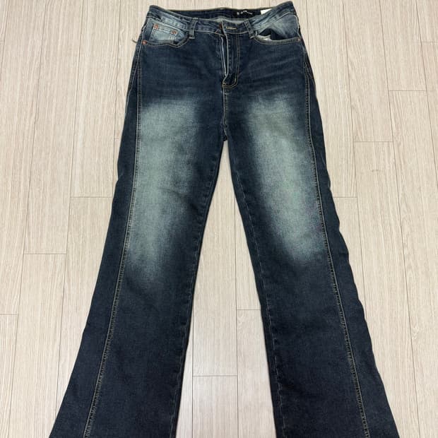 부츠컷 L사이즈