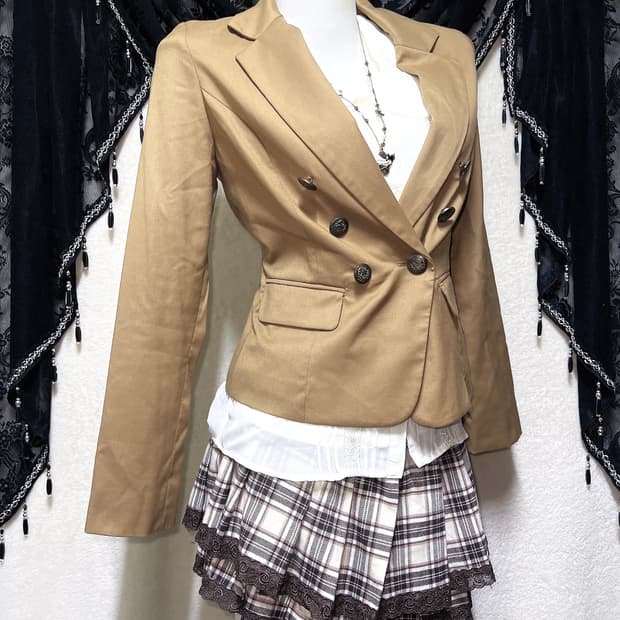 잉그니 라떼갸루 로맨틱 블라우스 로걀탑 모카브라운 블레이저 자켓 코디셋