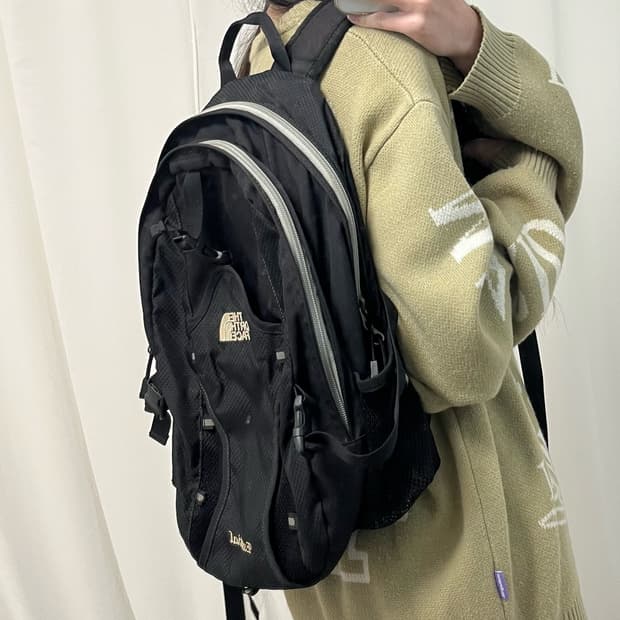 The North Face Essential Backpack Black 
