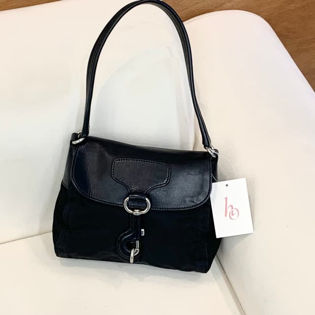 프라다 포코노 숄더백 (정품)