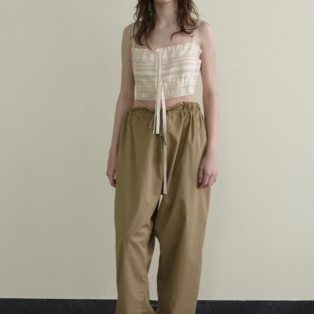 비아플레인 비아 릴리 블라우스