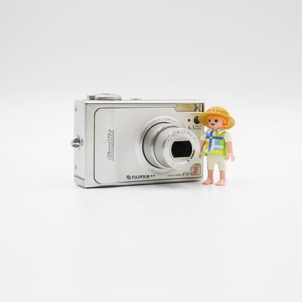 Fujifilm Finepix F10 (후지필름 파인픽스 F10)