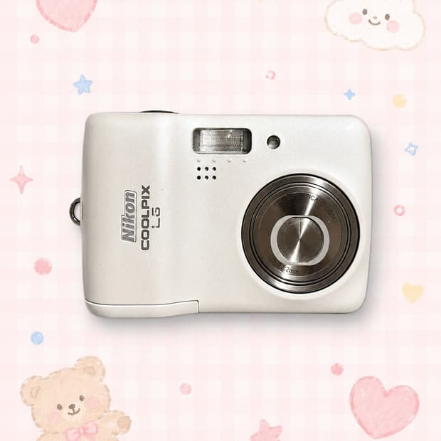 NIKON COOLPIX L6 white