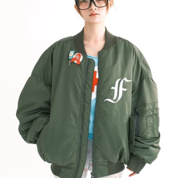 샵페어리 봄버 자켓 카키 새상품