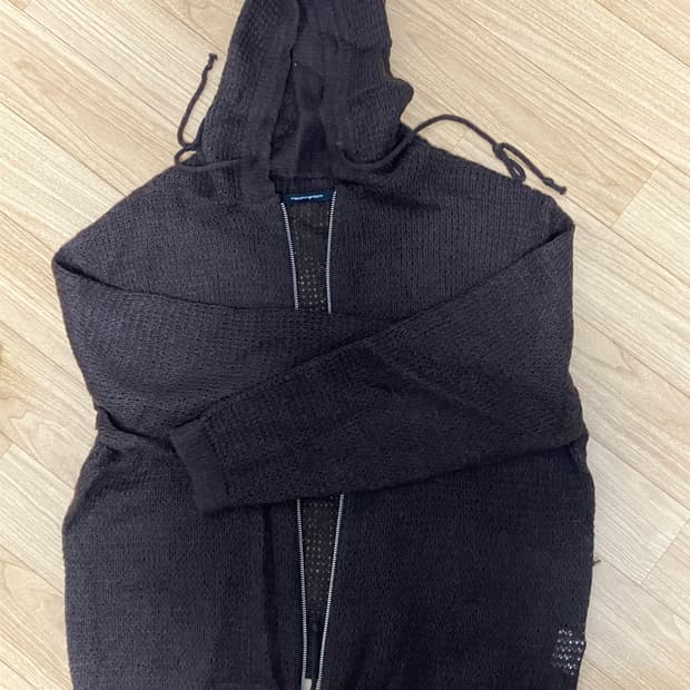 [3] 해칭룸 부클 후드집업 브라운