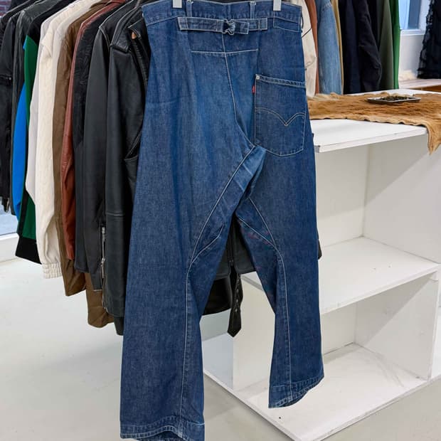 engineered jean 
