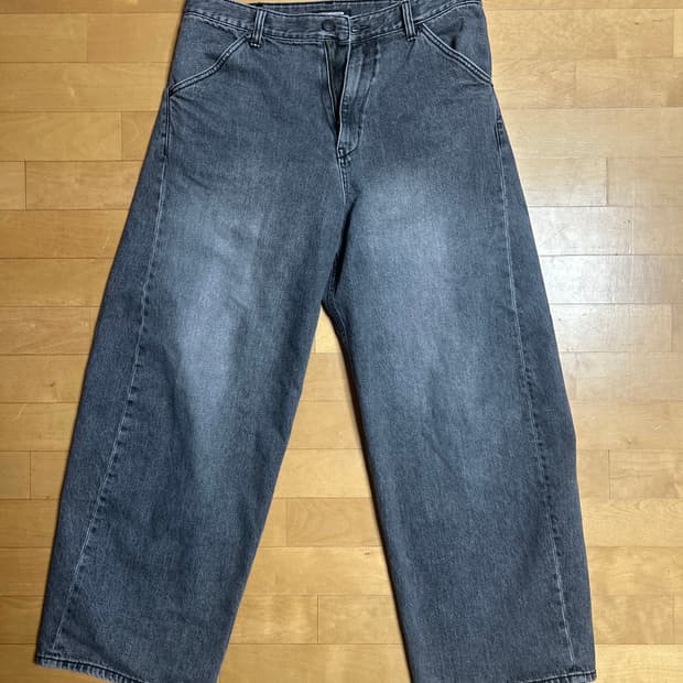 해칭룸 와이드 커브진 워시드 블랙 4