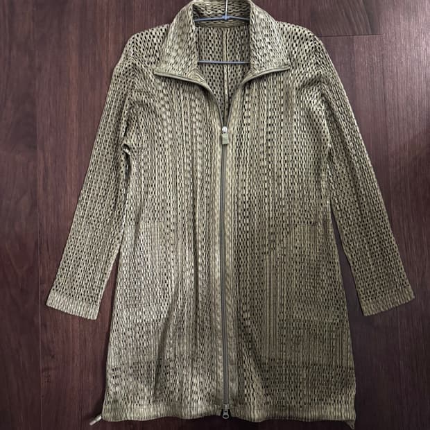 플리츠플리즈 메쉬 집업