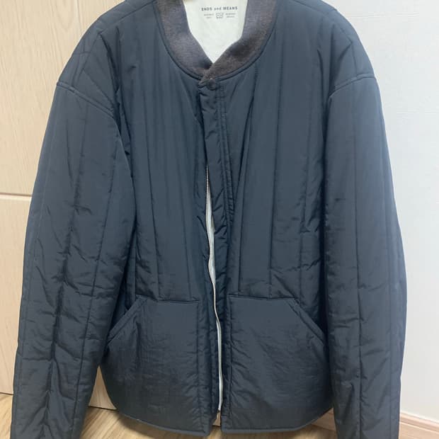 Ends and means 퀼팅자켓 (L size) 판매합니다.