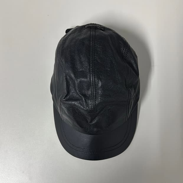 돌체앤가바나 레더 캡 모자