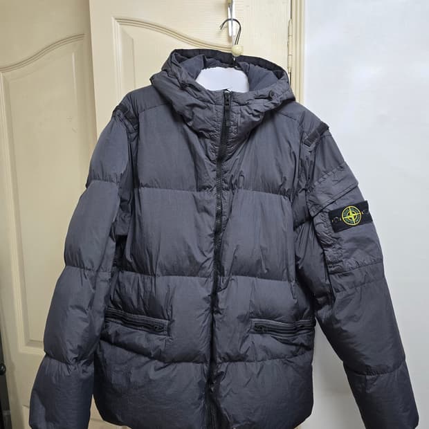 스톤 크링클랩스 22FW  패딩 XL 판매합니다