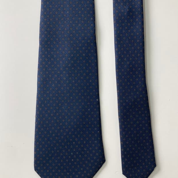 크리스찬디올무슈 넥타이