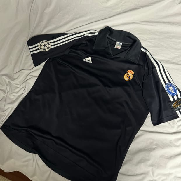 01-02 레알마드리드 백주년 유니폼 어웨이