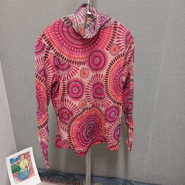 Clin delle 만다라풍 블라우스