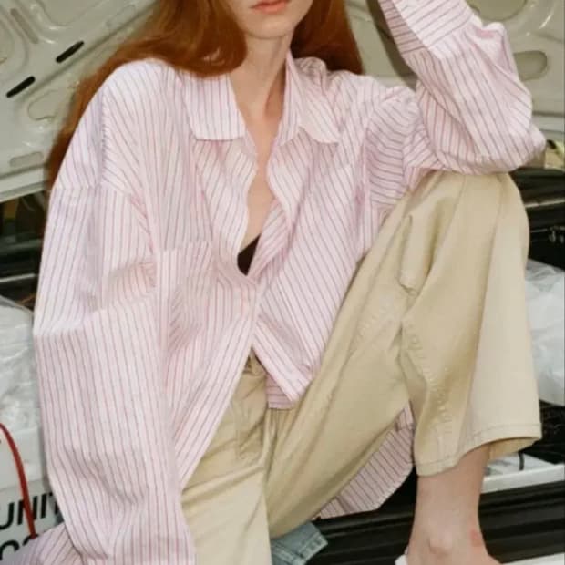 리본빛 Dete Stripe Shirt