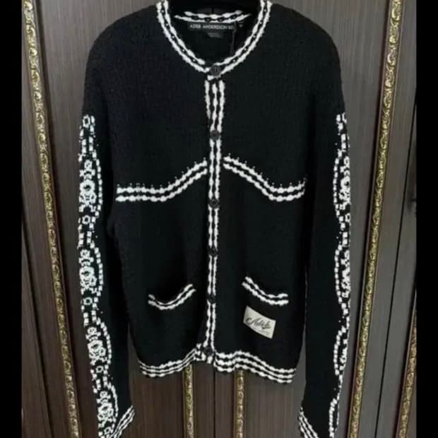 앤더슨벨 판타지아 라운드 넥 가디건 블랙 S