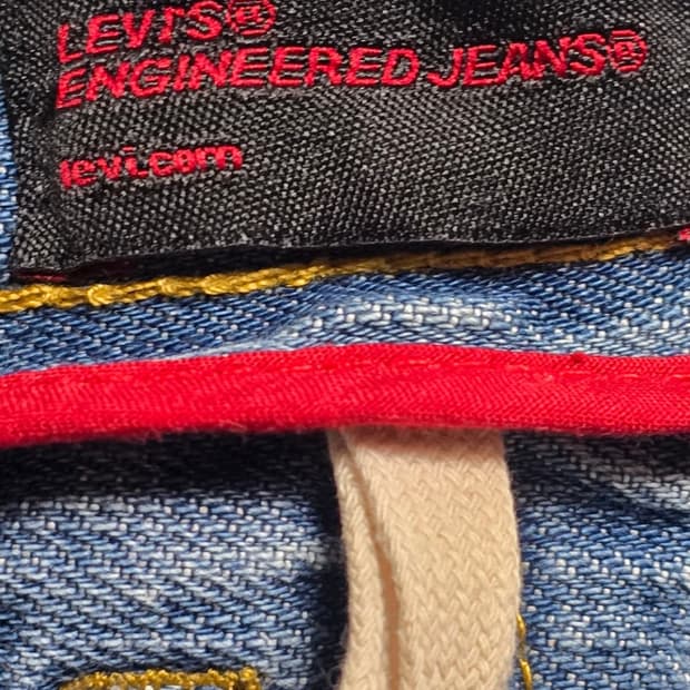 90‘s Levi’s engineered jean 