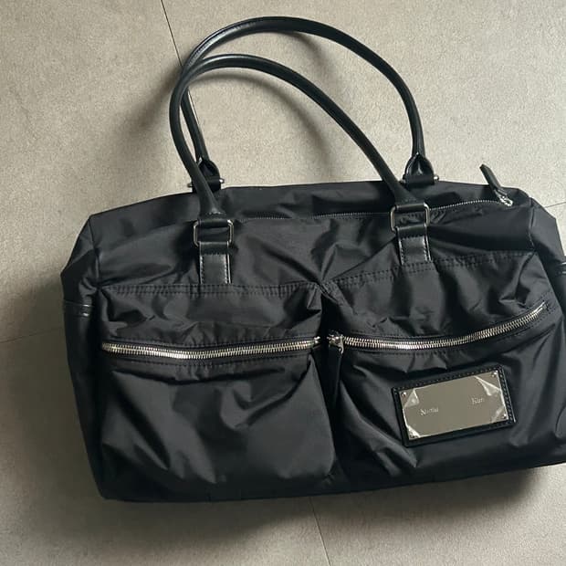 마뗑킴 카고 스포티 토트백 블랙