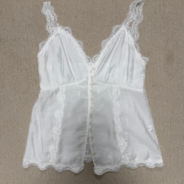 Vintage Lace Sleeveless