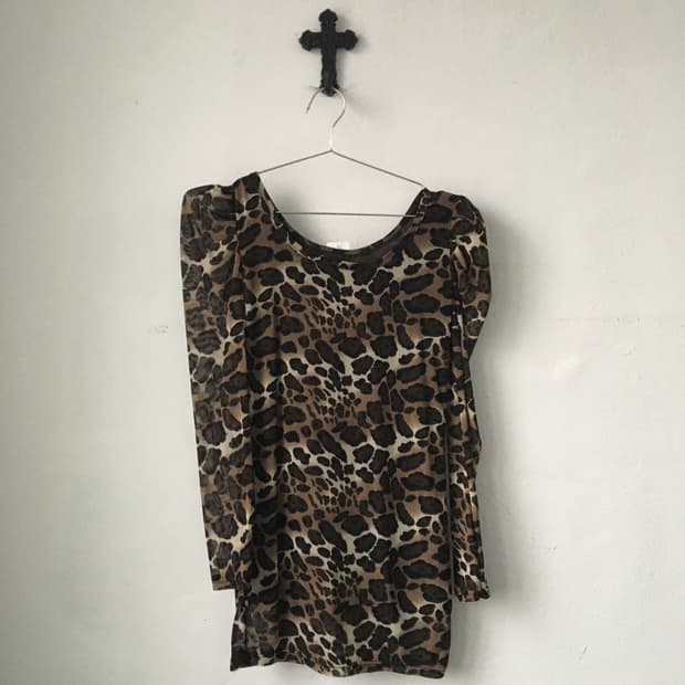 Leopard pattern top