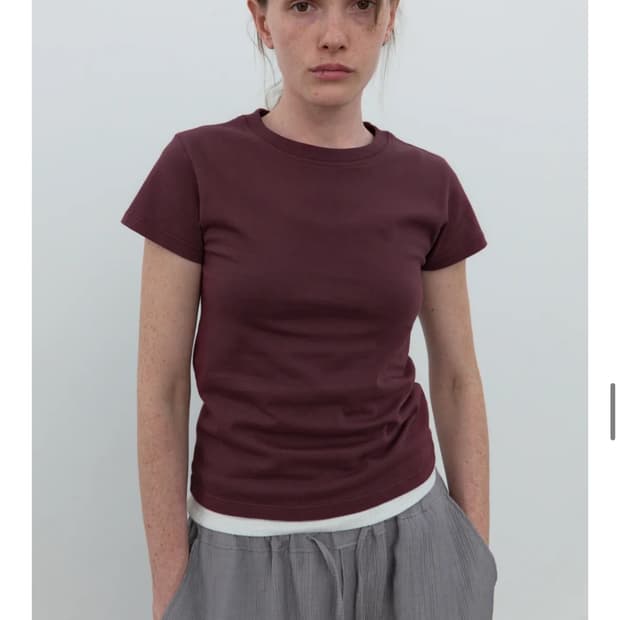 포저 버건디 반팔 