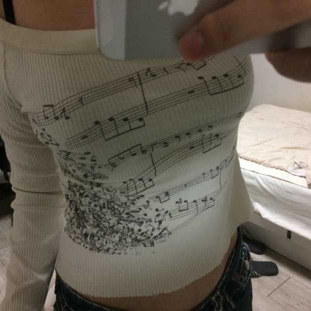🎶