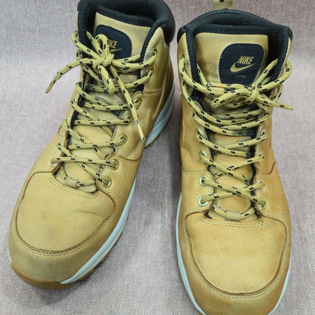 나이키 270mm-  마노아 레더 위트 부츠