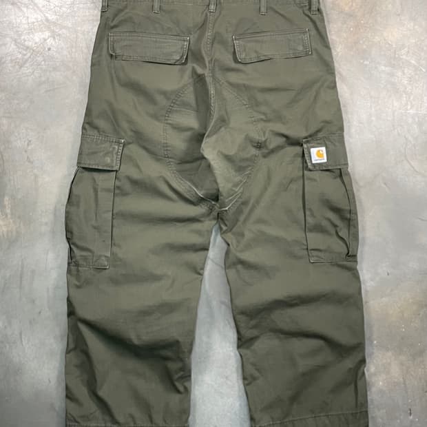 칼하트 wip 레귤러 카고팬츠