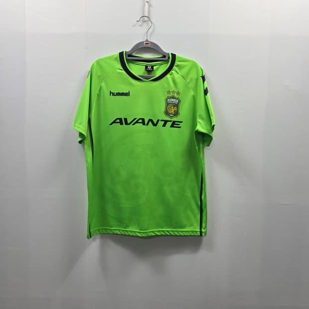 0203 험멜 전북 현대 AVANTE 이동국선수 싸인 외축구 유니폼