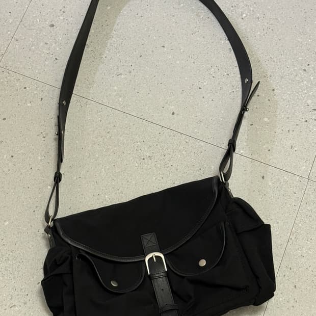 도프제이슨 레더 트림 카메라백