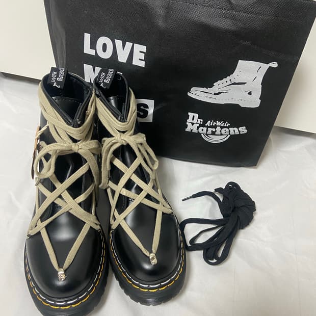 릭오웬스 닥터마틴 1460 벡스 부츠