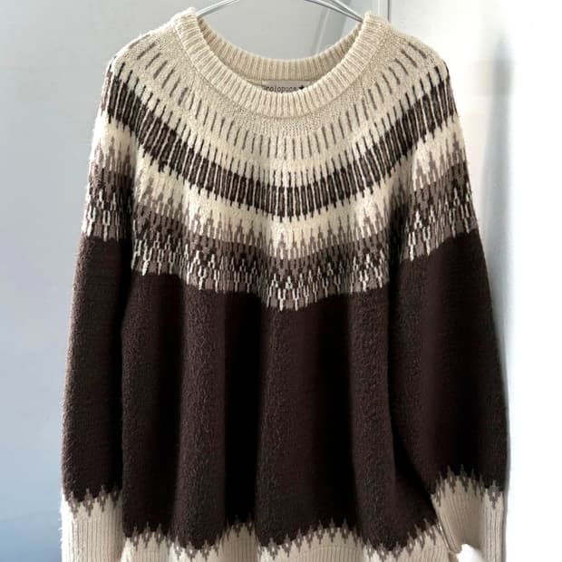 Brushed fabric Nordic pattern wide knit