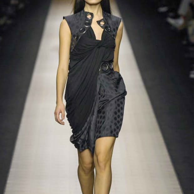 2006 지방시 리카르도 티시 도트 드레이프 탑 