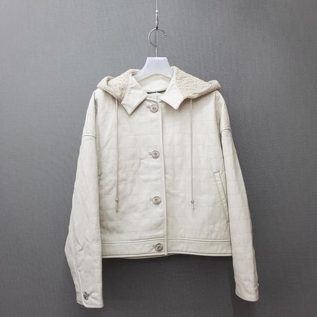 한섬 타임 2021 퀄팅 페이크 레더 후드 자켓 F사이즈