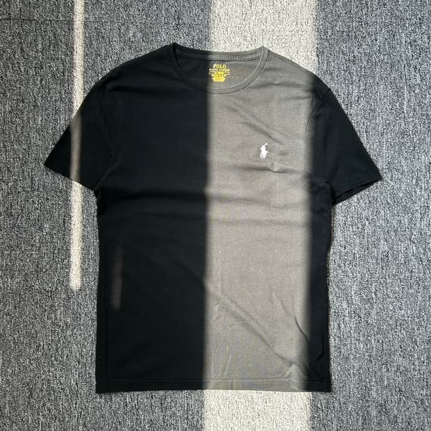 폴로 랄프로렌 블랙 반팔티셔츠