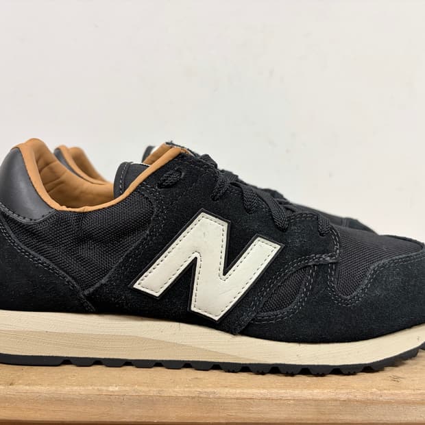 뉴발란스 520 스니커즈 270