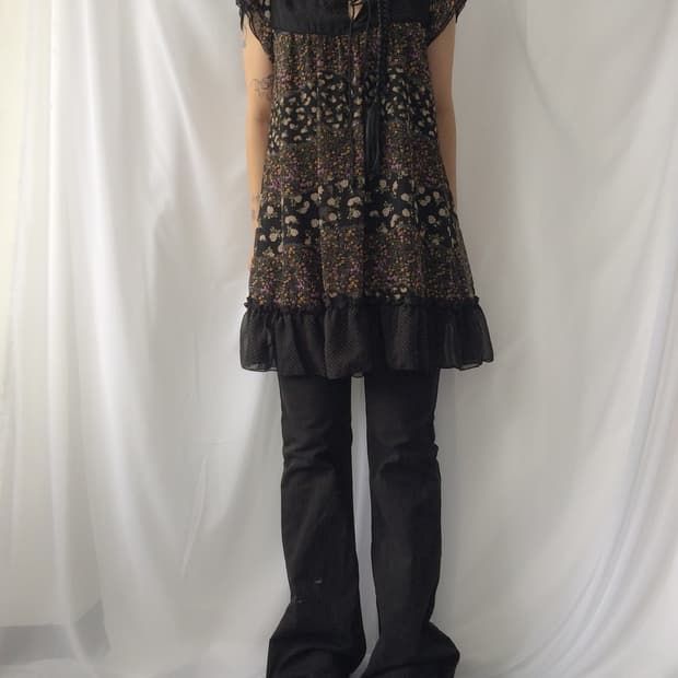 Flower pattern layer onepiece