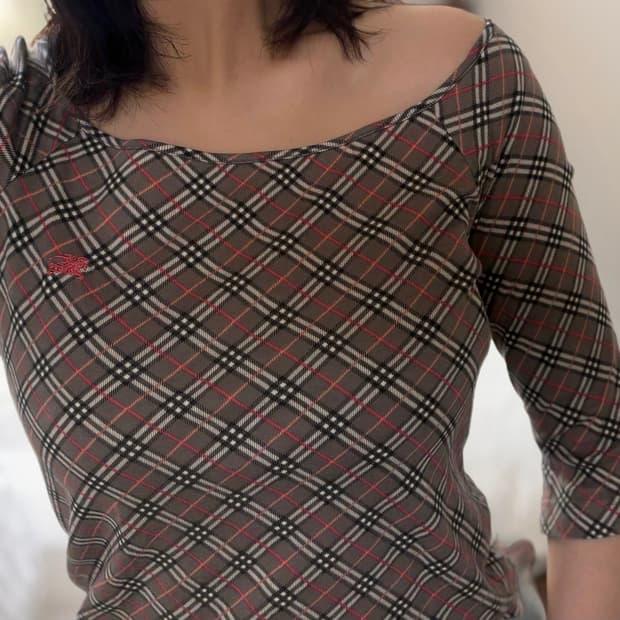 버버리 블루라벨 탑