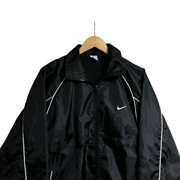 나이키 검정 스우시 바람막이