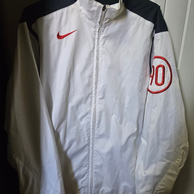 나이키토탈 90 바람막이