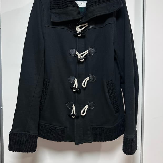 하이넥 빅카라 니트 검정색 토글 떡볶이 숏 코트 집업